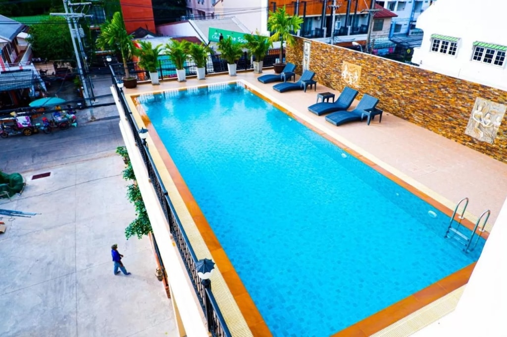 รีวิว!! 10 ที่พักอุดรธานี ในตัวเมือง ใกล้ที่เที่ยว มีสระว่ายน้ำ เริ่มต้น 400 บาท