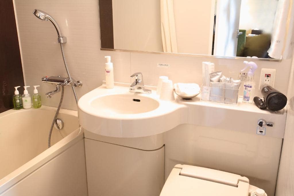 รีวิว!! 12 ที่พักโตเกียว ราคาถูก มีห้องน้ำในตัว เริ่มต้นแค่คืนละ 750 บาท! -  นอนไหนดี