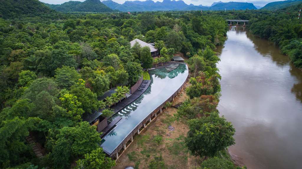 7 พูลวิลล่ากาญจนบุรี ราคาถูก ติดริมแม่น้ำ เริ่มต้นแค่หลังละ 2,680 บาท!