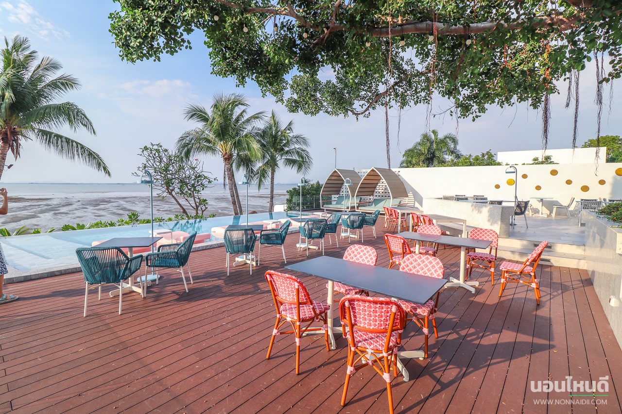 รีวิว Kram Pattaya ที่พักพัทยาติดทะเล ระดับ 5 ดาว มุมไหนก็ถ่ายรูปสวยไปหมด