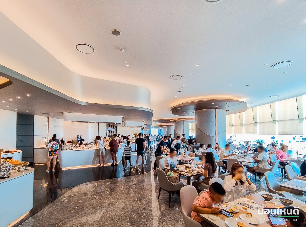 รีวิว!! Grande Centre Point Space Pattaya โรงแรมธีมอวกาศสุดล้ำ พร้อมสวนน้ำแบบจัดเต็มในพัทยา!