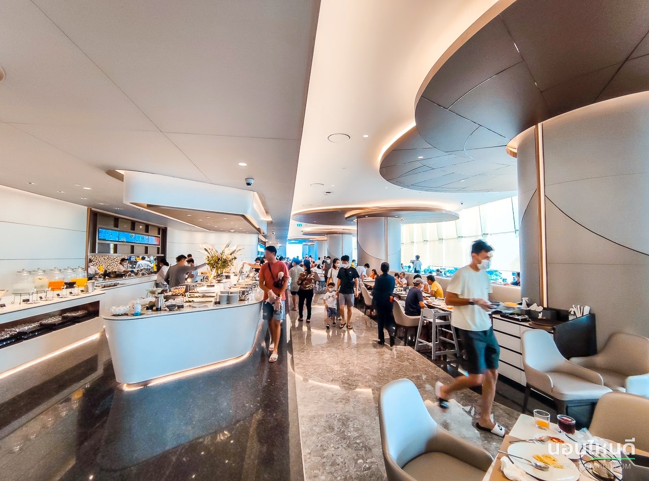 รีวิว!! Grande Centre Point Space Pattaya โรงแรมธีมอวกาศสุดล้ำ พร้อมสวนน้ำแบบจัดเต็มในพัทยา!