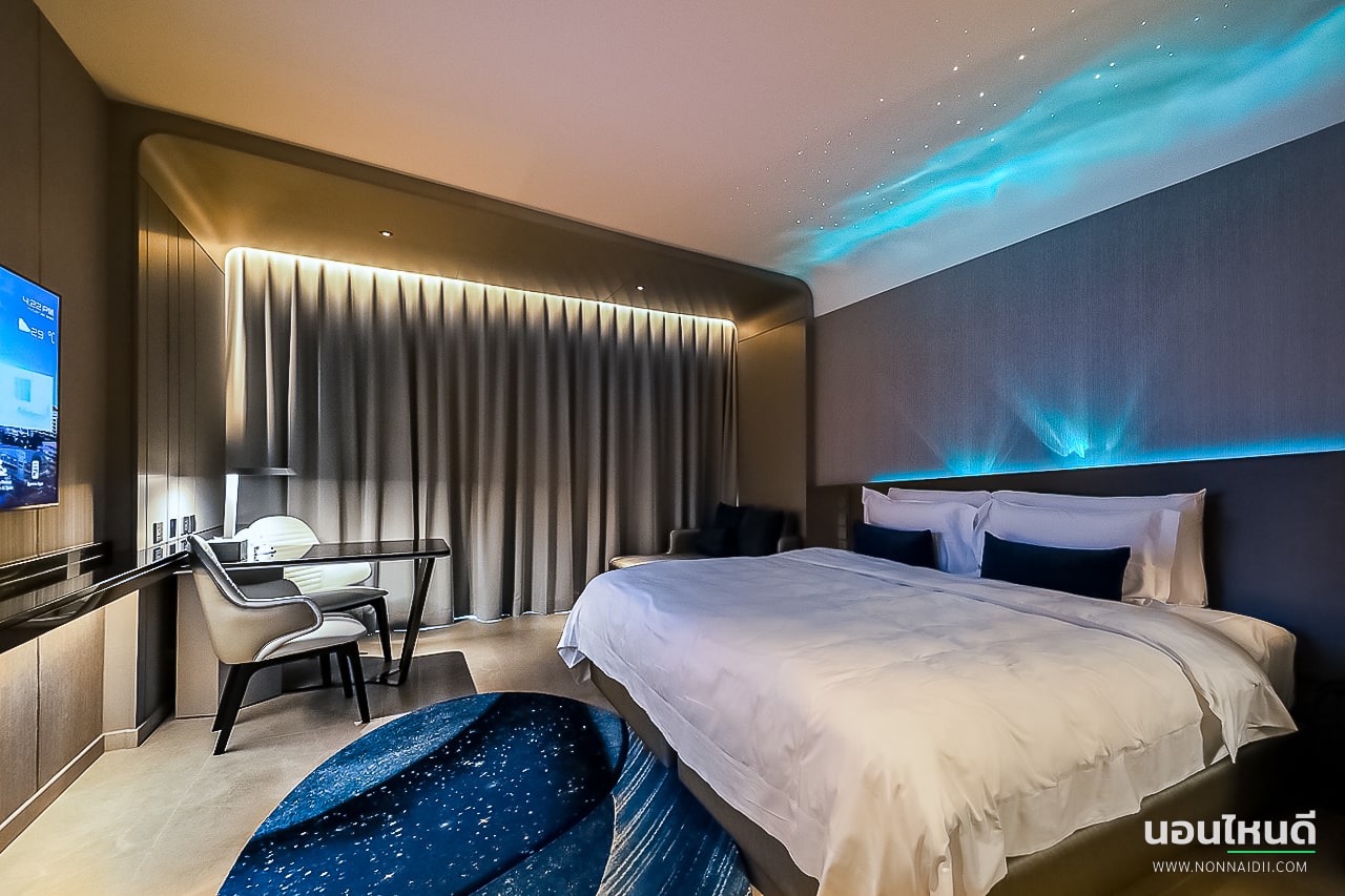 รีวิว!! Grande Centre Point Space Pattaya โรงแรมธีมอวกาศสุดล้ำ พร้อมสวนน้ำแบบจัดเต็มในพัทยา!