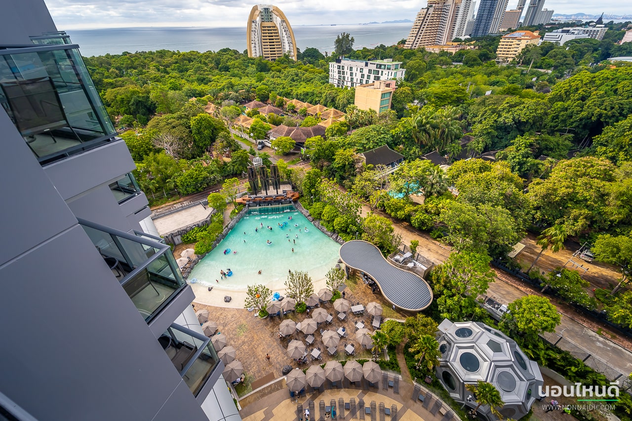 รีวิว Grande Centre Point Space Pattaya โรงแรมธีมอวกาศสุดล้ำ พร้อมสวนน้ำแบบจัดเต็มในพัทยา