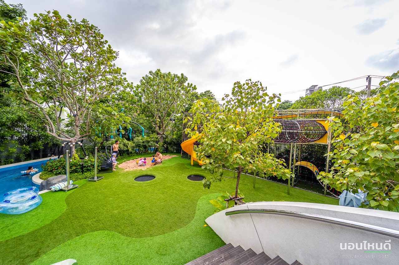 รีวิว!! Grande Centre Point Space Pattaya โรงแรมธีมอวกาศสุดล้ำ พร้อมสวนน้ำแบบจัดเต็มในพัทยา!