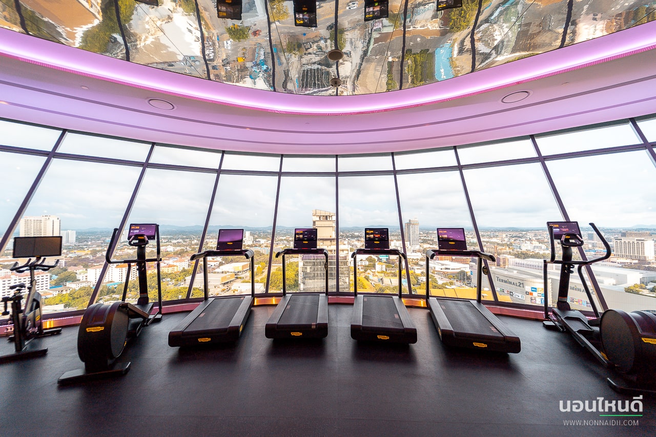 รีวิว!! Grande Centre Point Space Pattaya โรงแรมธีมอวกาศสุดล้ำ พร้อมสวนน้ำแบบจัดเต็มในพัทยา!