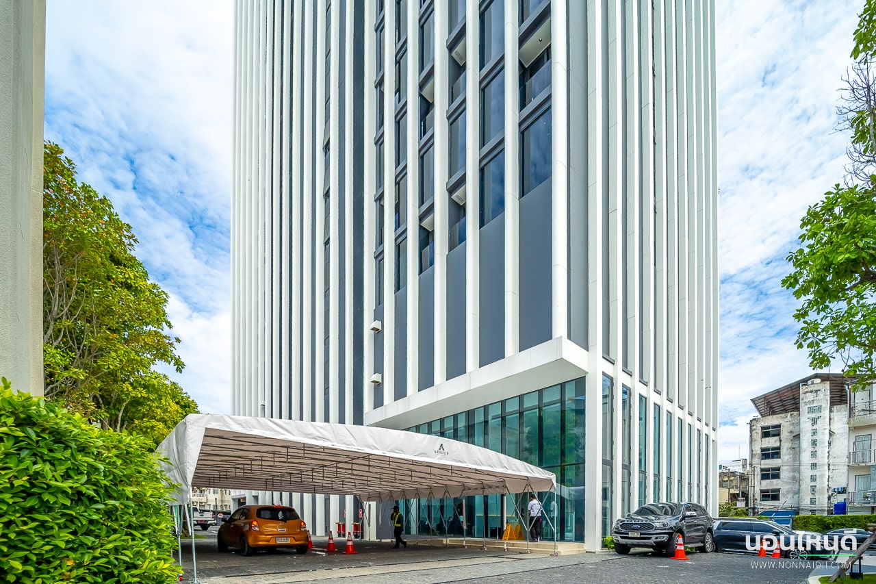 รีวิว Arbour Hotel and Residence Pattaya โรงแรมหรูพร้อม Rooftop วิวทะเลพัทยาสุดปัง