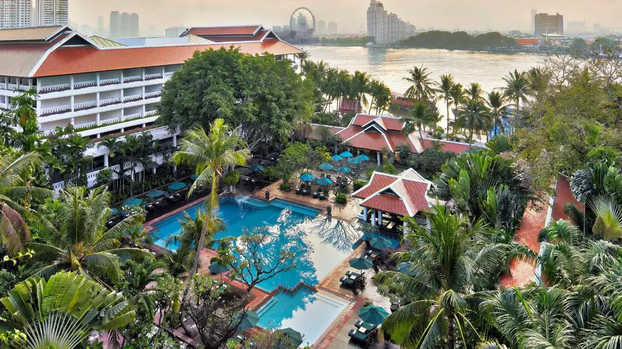 10 ที่พักสวยฝั่งธนบุรี กรุงเทพฯ มีสระว่ายน้ำทุกที่!
